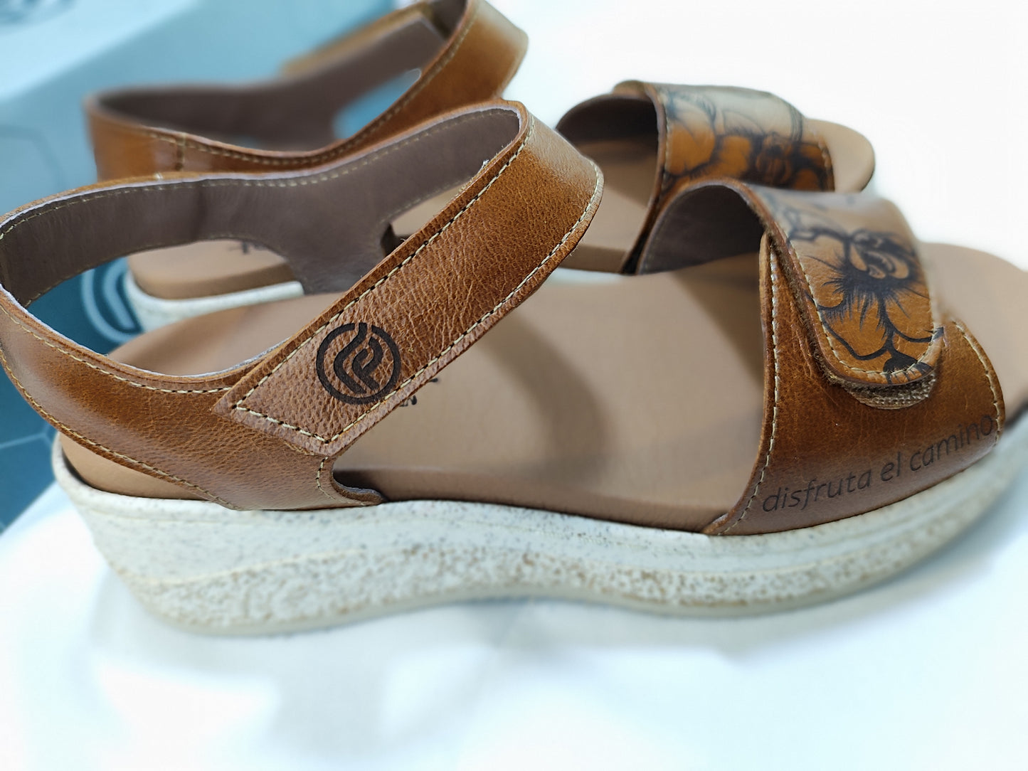 Sandalia personalizada modelo ESENCIA